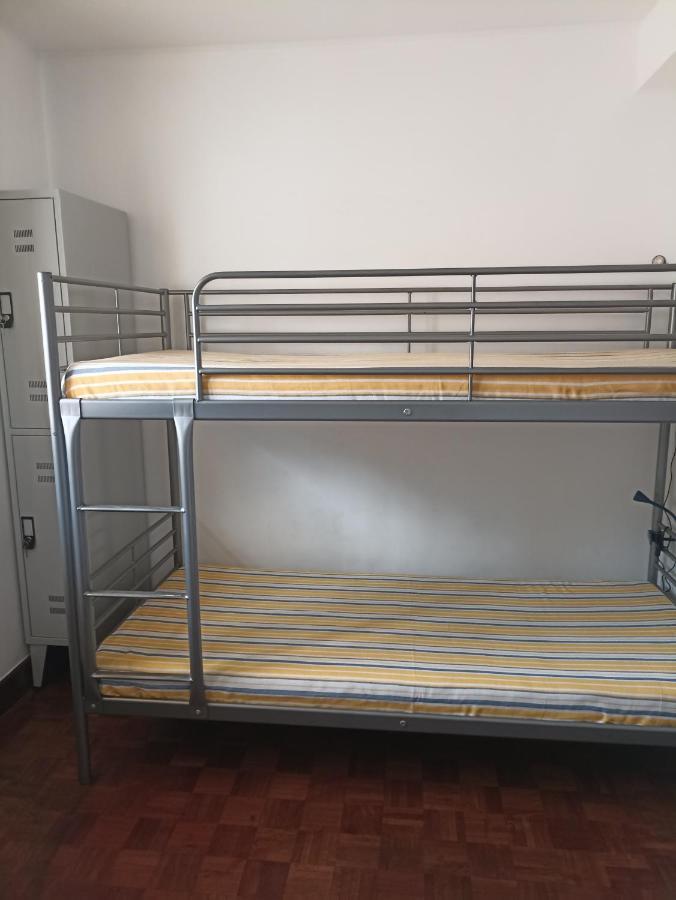 Hostel Vilarade ปอร์ติเมา ภายนอก รูปภาพ