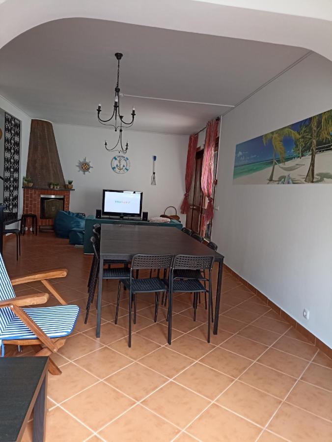 Hostel Vilarade ปอร์ติเมา ภายนอก รูปภาพ
