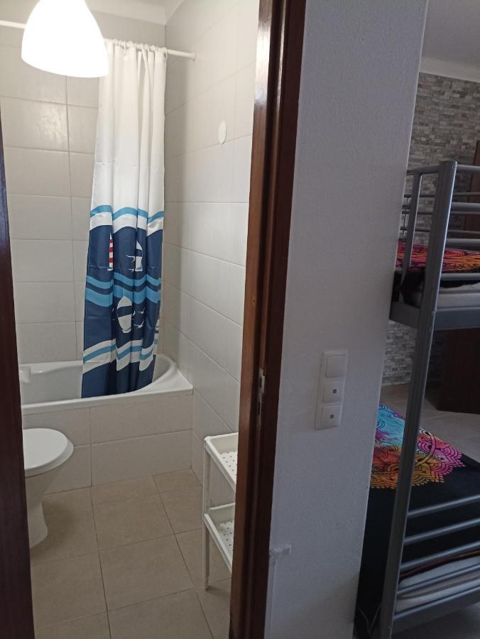 Hostel Vilarade ปอร์ติเมา ภายนอก รูปภาพ