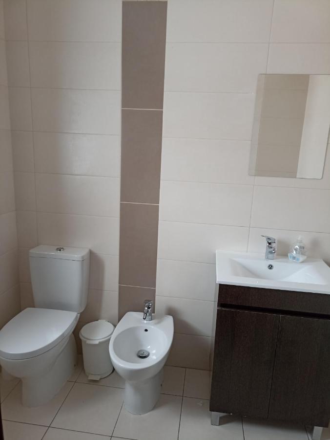 Hostel Vilarade ปอร์ติเมา ภายนอก รูปภาพ
