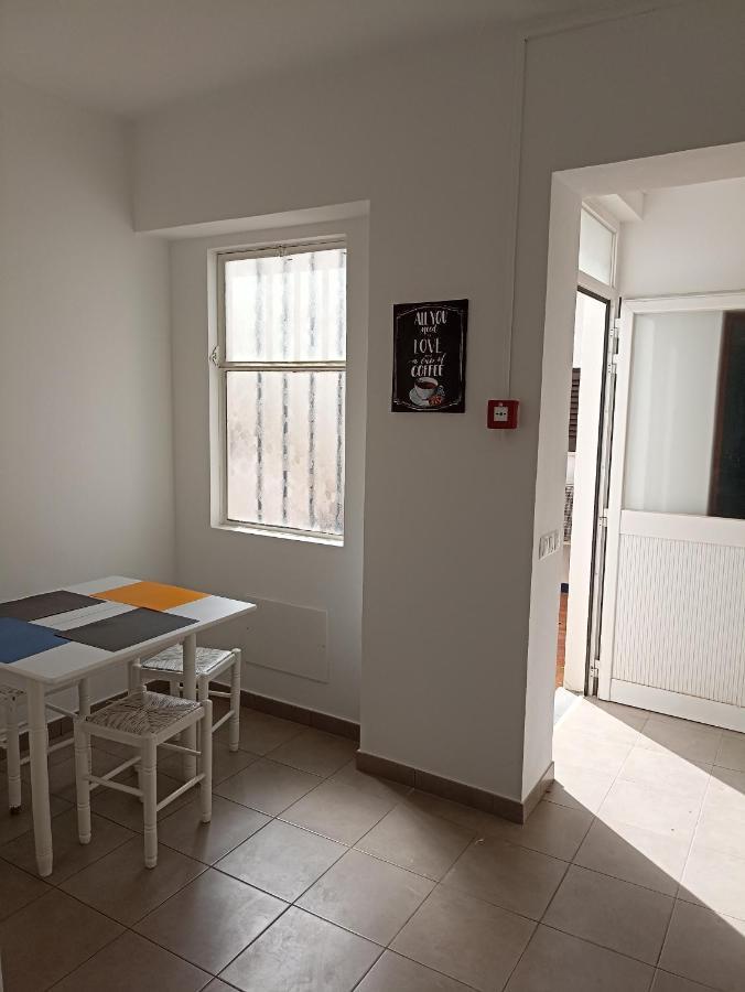 Hostel Vilarade ปอร์ติเมา ภายนอก รูปภาพ